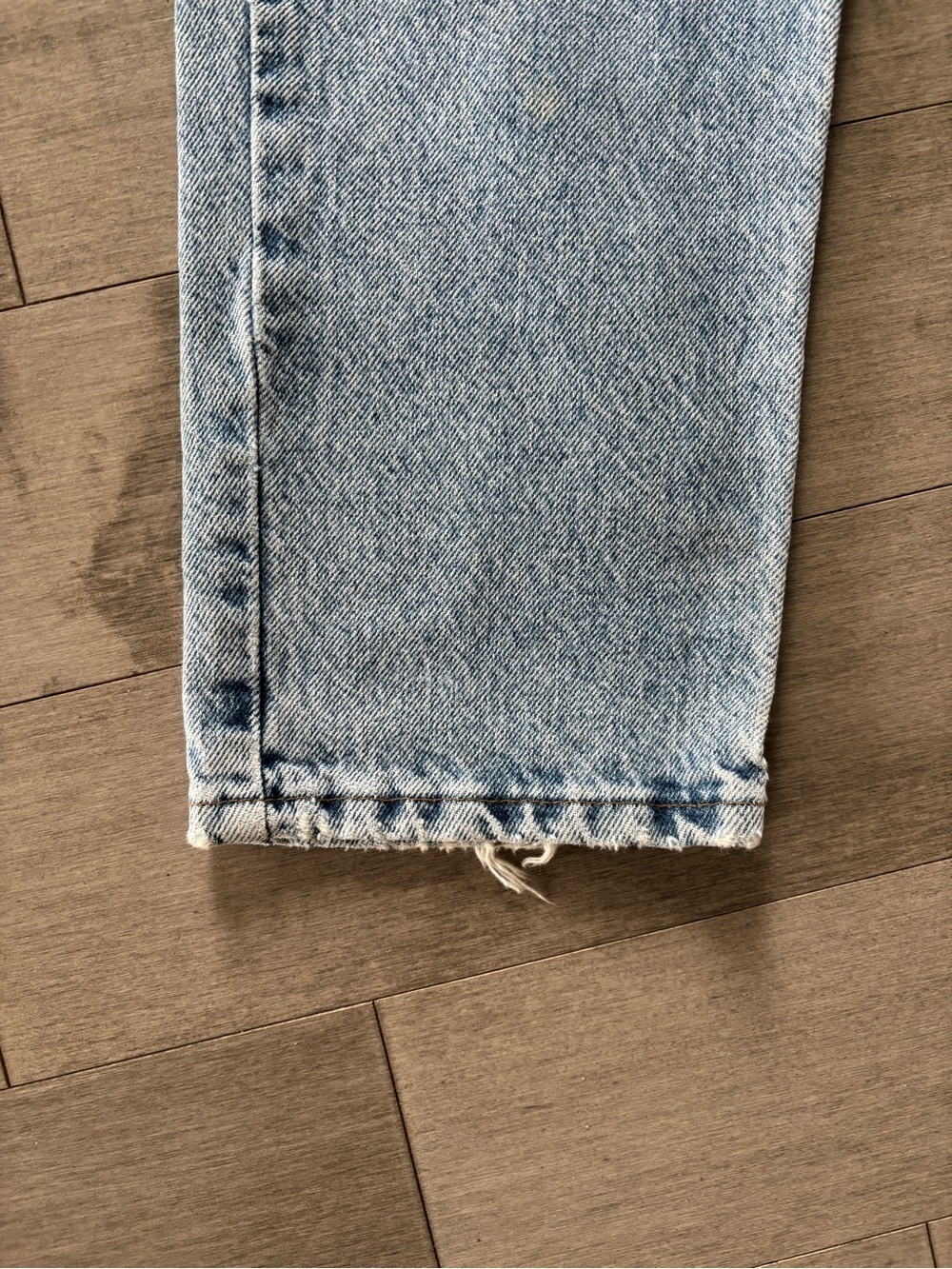Vintage Tommy Hilfiger High-Rise Light Blue Denim Jeans - Picture 8 of 15
